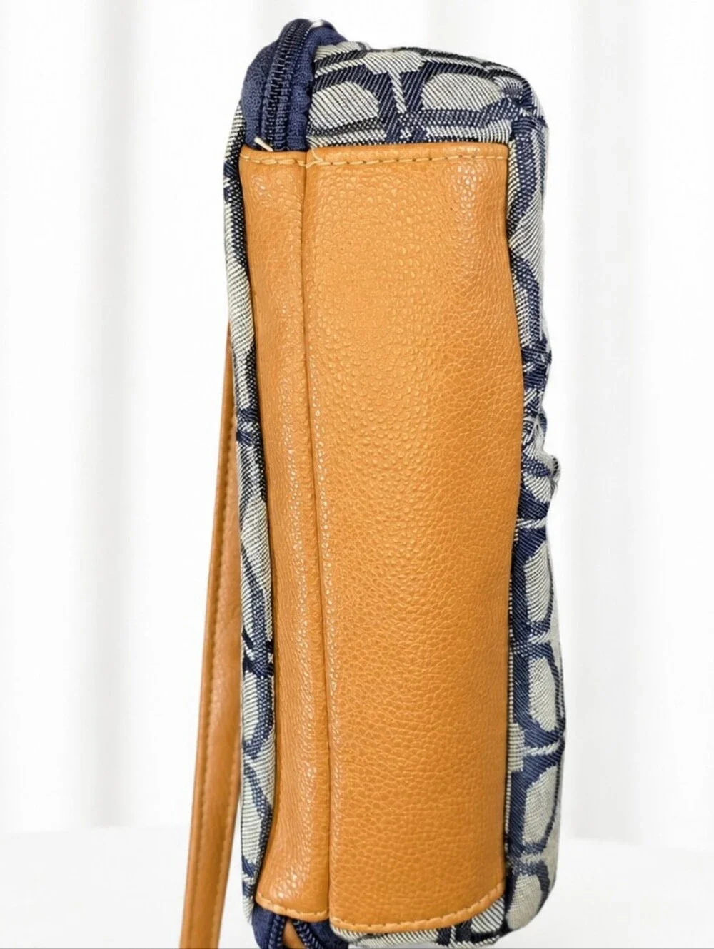 👜 Navy Cream Geometric Print Organizer Crossbody Bag Cognac Trim Multi Pocket